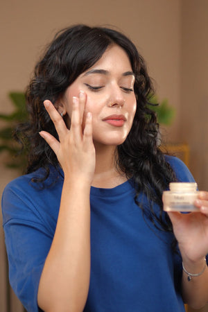 A Blun customer using the Camel Milk Cream